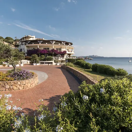 Club Hotel 4*