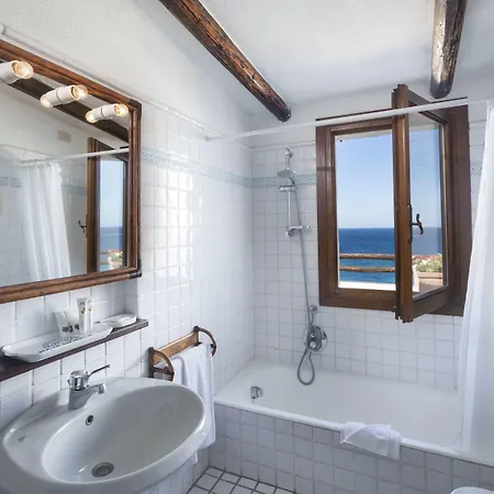Hotel Club 4*