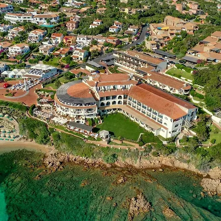Club Hotel 4*