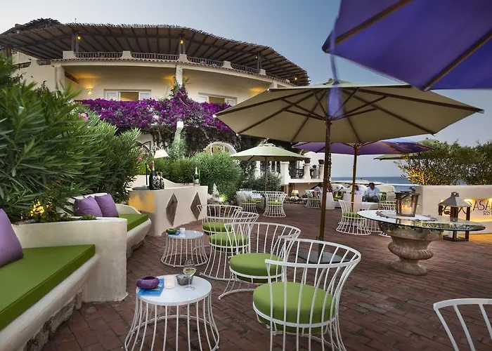 فندق كلوب باجا سردينيا