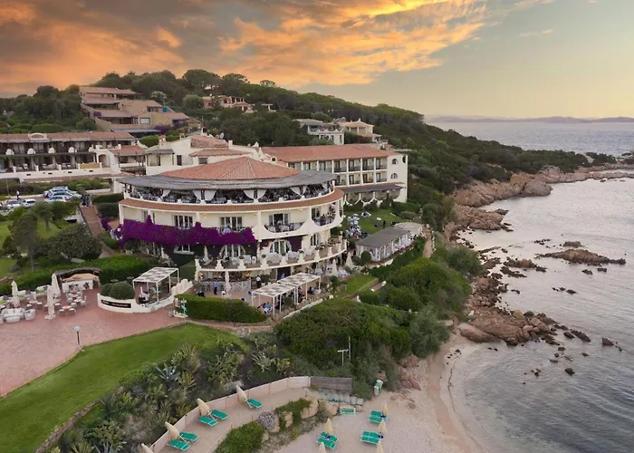 فندق كلوب باجا سردينيا 4*