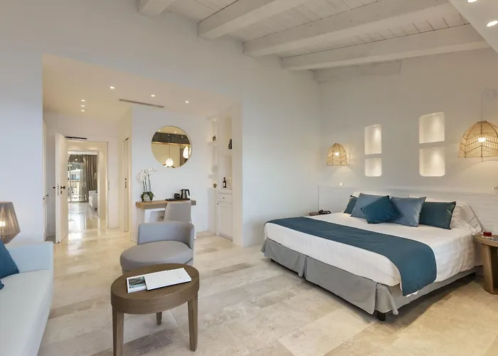 فندق كلوب باجا سردينيا 4*