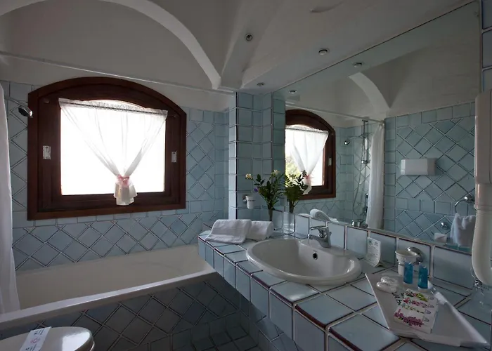 كلوب باجا سردينيا فندق 4*