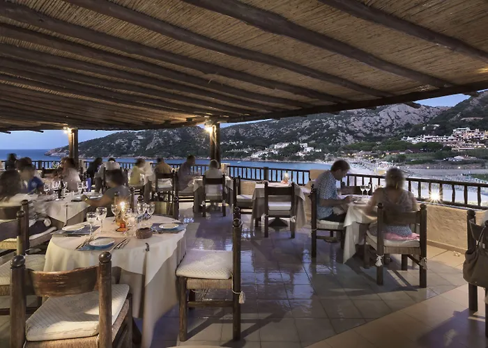 كلوب باجا سردينيا بايا سردينيا