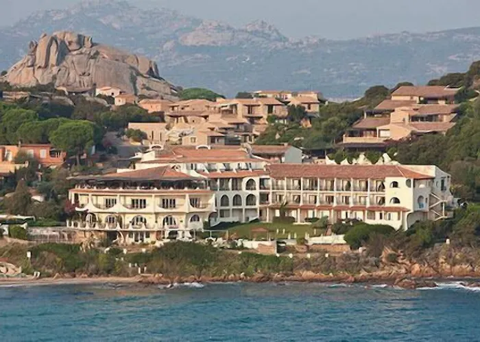 فندق كلوب باجا سردينيا