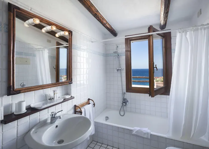 فندق كلوب باجا سردينيا 4*