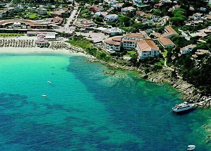 كلوب باجا سردينيا بايا سردينيا