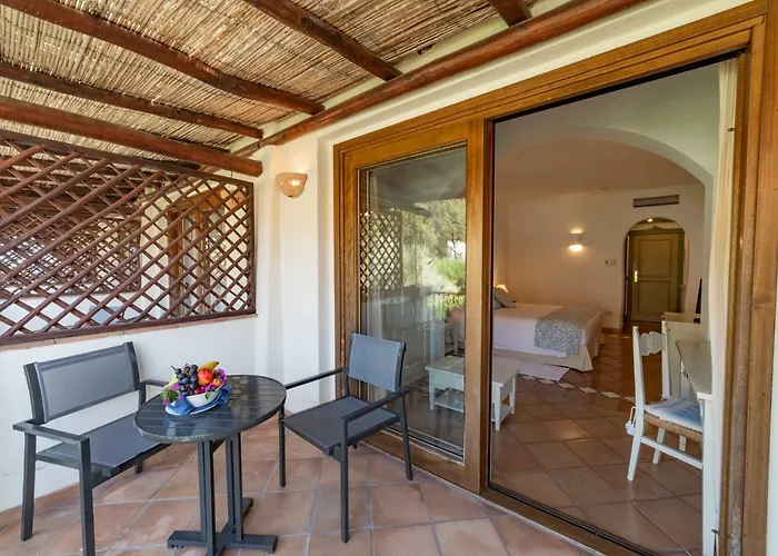 فندق كلوب باجا سردينيا 4*